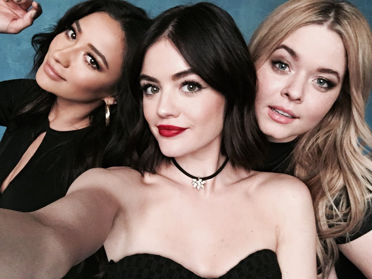 shaymitch's tweet photo. Who's ready for April 18th? 💋 https://t.co/52MRKSKmyF
