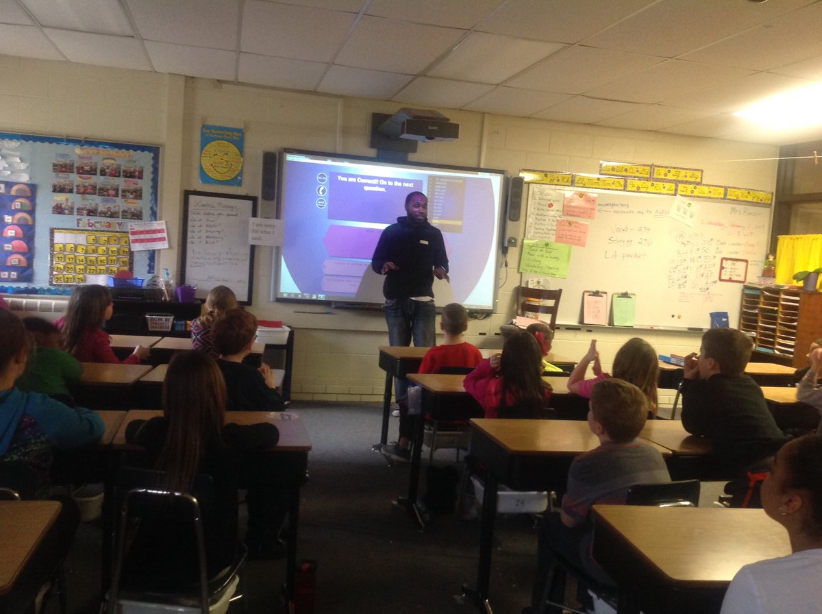 KaczorsThinkers's tweet photo. 3rd Ss learning ab Conservation w Genesee Water District by playing Conservation Jeopardy. Learning &amp; fun! @SyringDragons @swartz_creek https://t.co/Siv3kWX6Ou