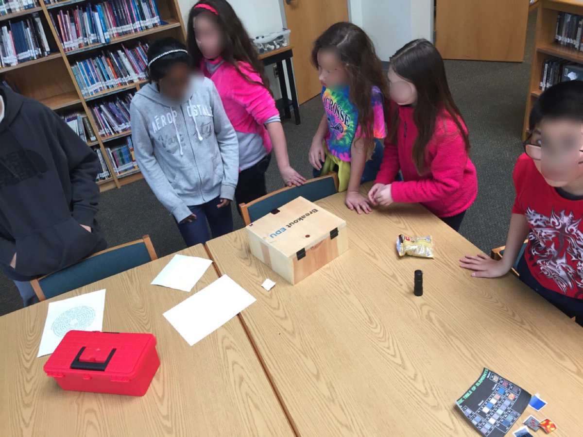 MS_PageSurfer's tweet photo. So close but they want to keep trying tomorrow. #breakoutedu #minecraft #umslib https://t.co/gMQhOZvtyo