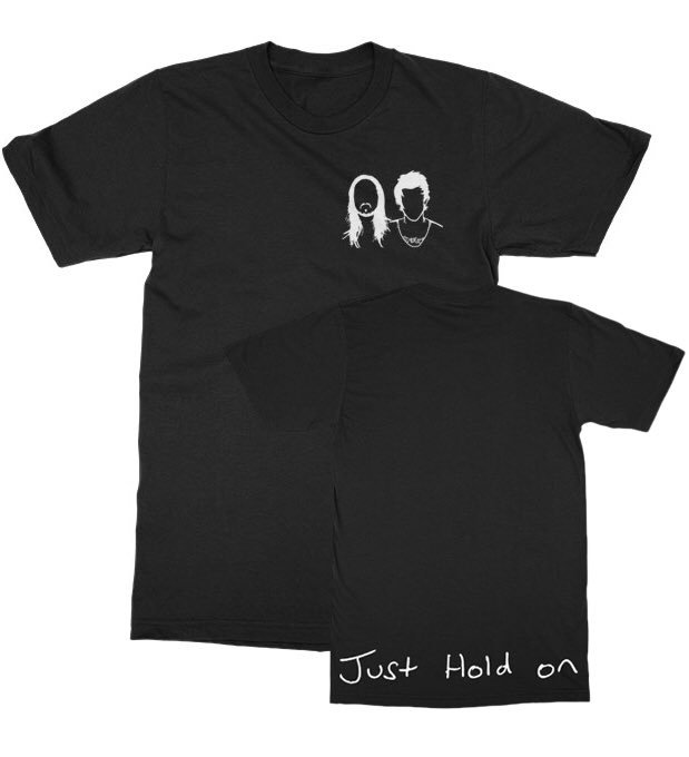 steveaoki's tweet photo. ICYMI our #JustHoldOn tee is available everywhere at https://t.co/aTO4HRgRJG!! @Louis_Tomlinson https://t.co/rOL4fgUCZa