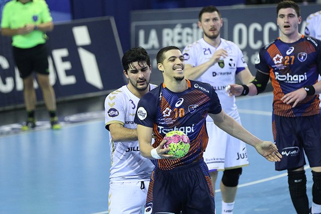 mhbofficiel's tweet photo. @LidlStarligue : #MathieuGrebille est de retour face à @USDKDunkerque demain soir sur @beinsports_FR https://t.co/O6ZYl1DpY0 https://t.co/YzswCLxeSb