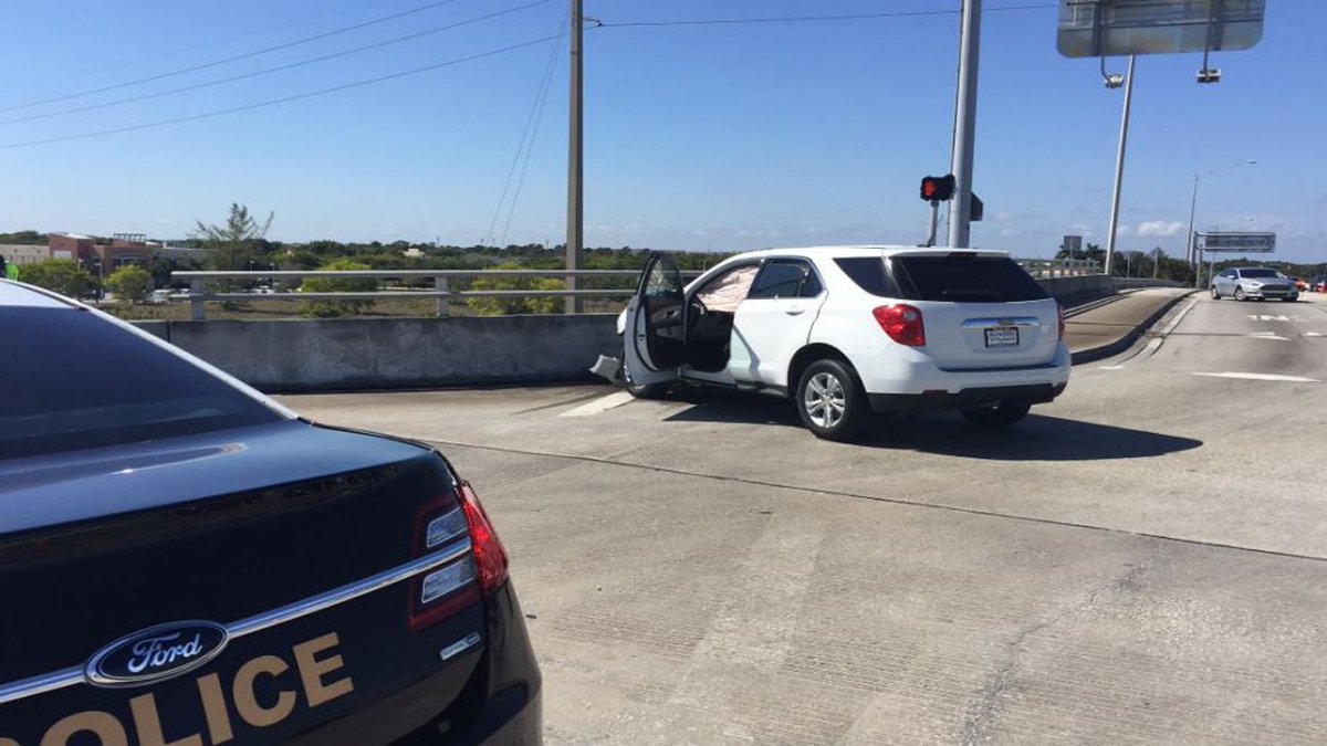Driver shot on I-95 in Boynton Beach bit.ly/2k3FCB4 https://t.co/izs3SM3SnN