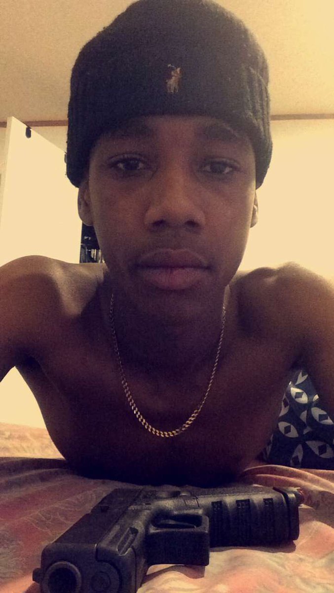 LilSixty_'s tweet photo. Just me and my flame starter💥 https://t.co/gPeGz7UotN