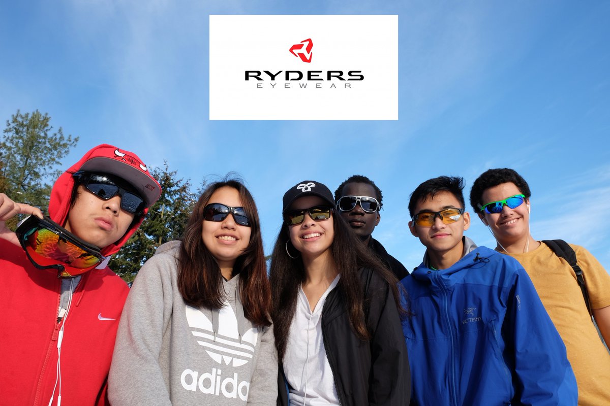 Street2Peak's tweet photo. Just arrived!! @RydersEyewear is once again a sponsor of the #Street2Peak Project providing our team sunglasses for our #S2PChile2017 trek. https://t.co/LgCdxrdsfb