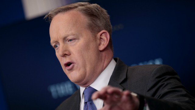 thehill's tweet photo. Trump regrets hiring Spicer, blames Priebus: report https://t.co/vbu2x1gz36 https://t.co/bVCitwAHpG