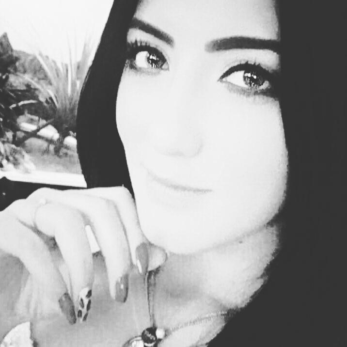 lynwr2160's tweet photo. تصبحي ع خير ياموزه #dinaadel #dinaadelstar #dinaadelfans #ملكه_المسرح 👉@dinaadelofficial #style #اليمن 
@Dina_AOfficial #دينا_عادل https://t.co/trSAao7GSW