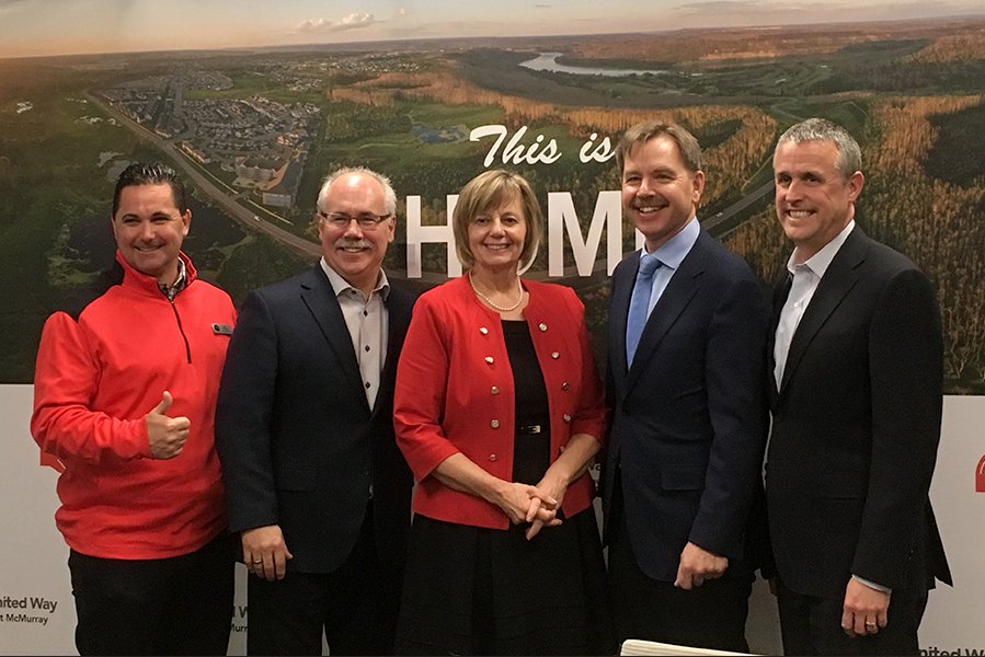 FMWBUnitedWay's tweet photo. NEWS:  2016 Community Campaign raised $6.3 million - phenomenal generosity. https://t.co/prxThtpxlB @ColinHartigan #ymm #thisishome https://t.co/kCf3Puhw7H