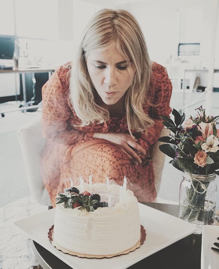 brandjuice's tweet photo. Wishing the brightest of birthdays to our diamond of a director. Dream big, sparkle more, shine bright, Amanda #insidebjc #ourhaus #birthday https://t.co/2QdB4Qqhaf