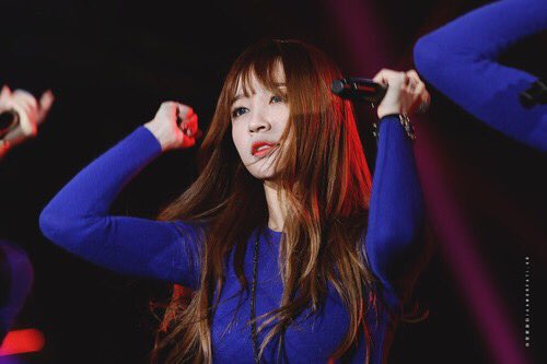 weheartHani's tweet photo. Hani looks so good wearing blue https://t.co/VhK1TqvNSk