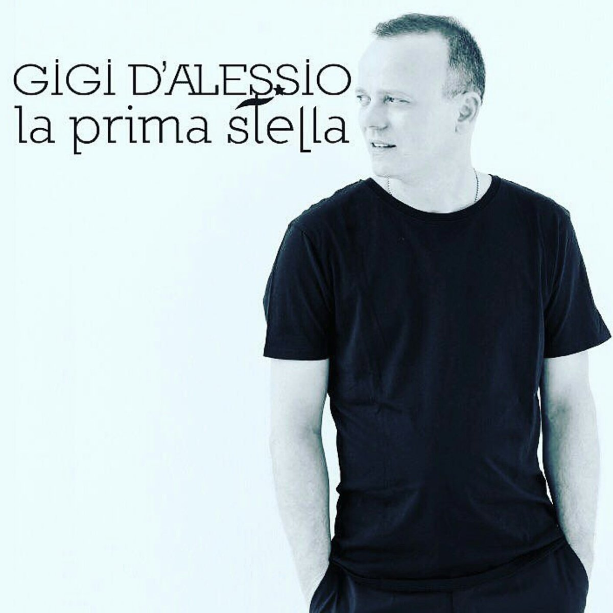 Alessandra88ab's tweet photo. Sempre con te..❤ #gigidalessio #laprimastella  #gigisanremo2017 #gigidalessioreal #poetadelmiocuore https://t.co/cMiL0r1BGQ
