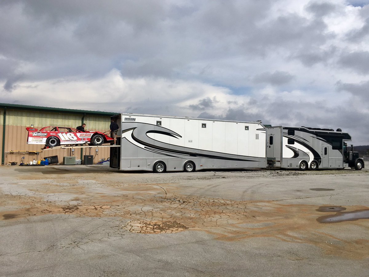 Headed to Georgia for <a href="/lucasdirt/">#𝗟𝘂𝗰𝗮𝘀𝗗𝗶𝗿𝘁 🏁</a> racing at Golden Isles Speedway! <a href="/Boverton76/">Brandon Overton</a> @DreamRacingTech <a href="/DirtonDirt/">DirtonDirt</a>