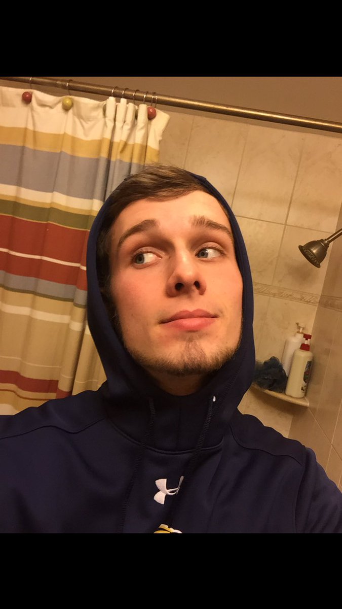 mark_smith2025's tweet photo. 2017 is about lovin yourself #questionabletweet https://t.co/IjNQUYlLcx