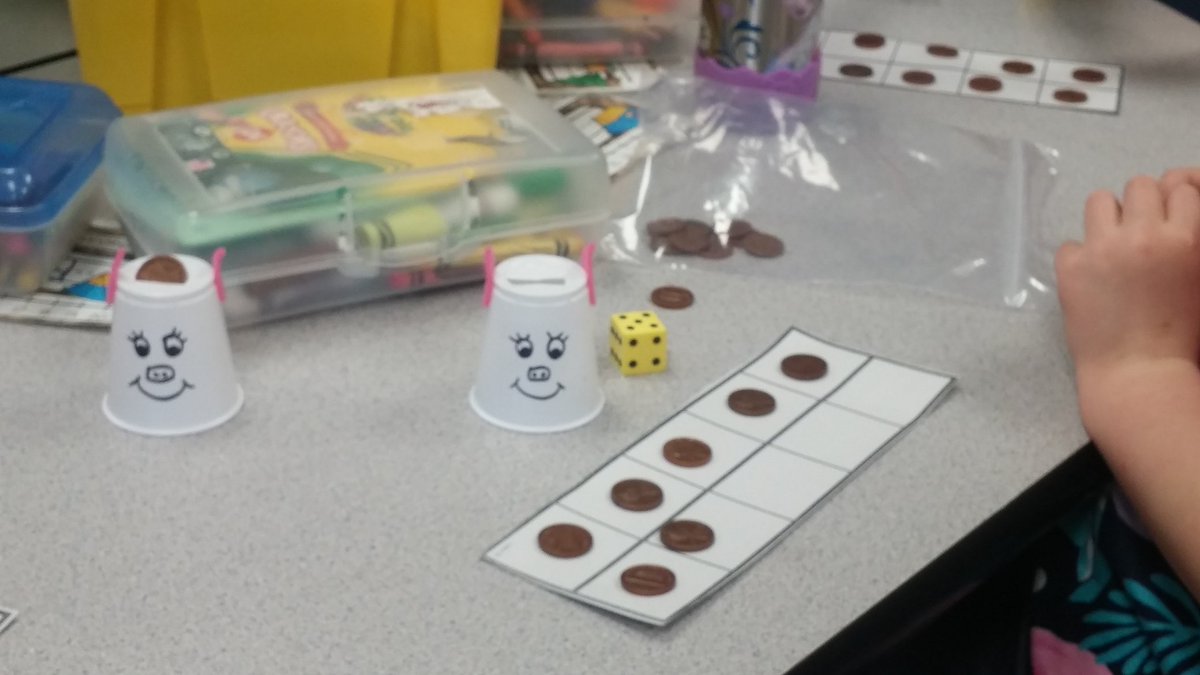 susan_slemp's tweet photo. Kinder is using our new piggy banks and ten frames to count pennies. #rrepride #rrecampkinder #bethelegacy https://t.co/zm3Oscoirg