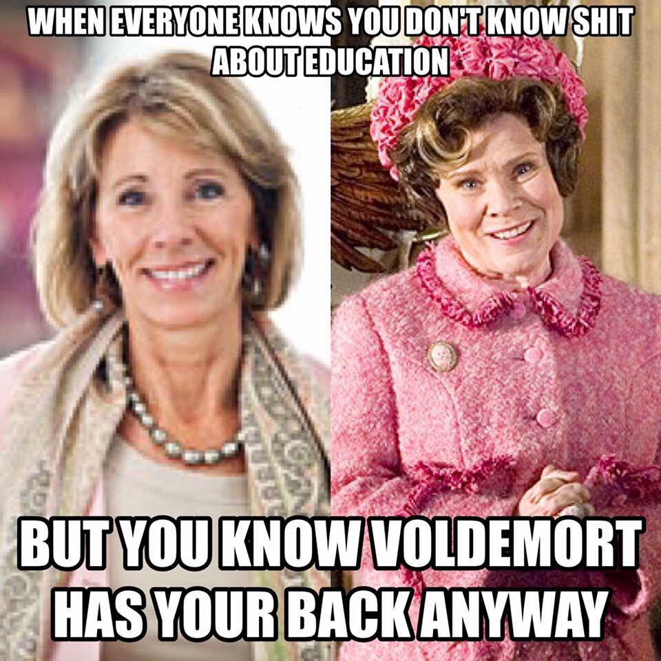 GiantPetunia's tweet photo. I'm pretty sure that @jk_rowling is a psychic.  #DumbledoresArmy https://t.co/RPMvxdDydw