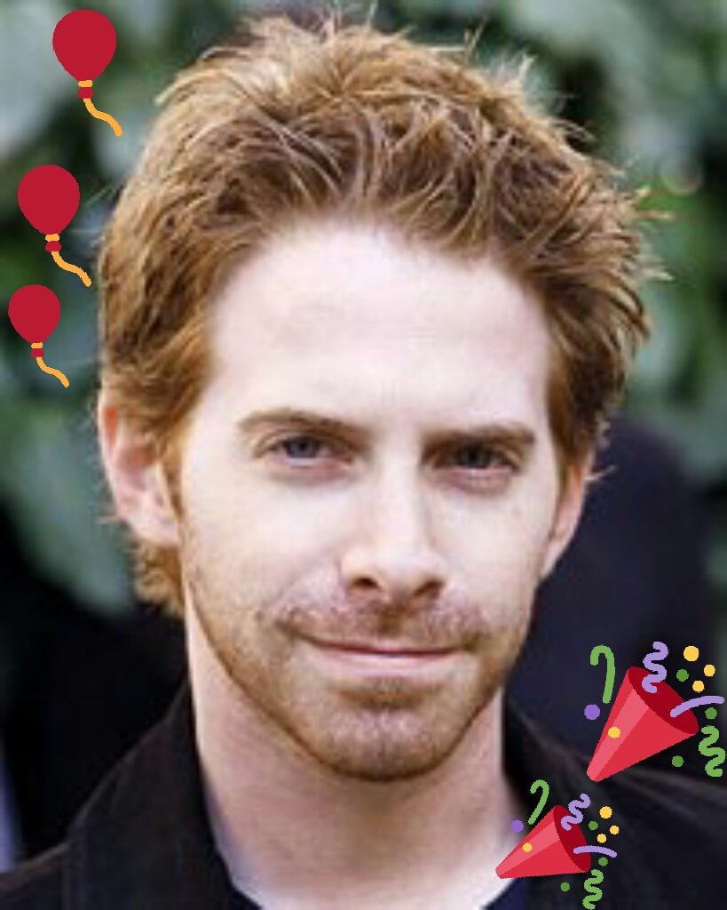  Happy Birthday to the gorgeous Seth Green!!!!     