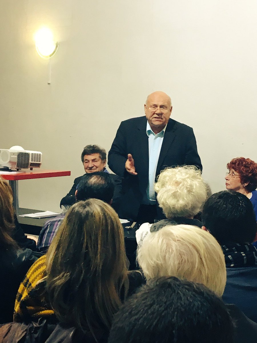 RN69_officiel's tweet photo. Le #SavoirFaire & l'#Apprentissage doivent être revalorisés.
#Marine2017 en fera un principe impératif et #JPBarbier nous explique comment ! https://t.co/n2VAUmh7Wa