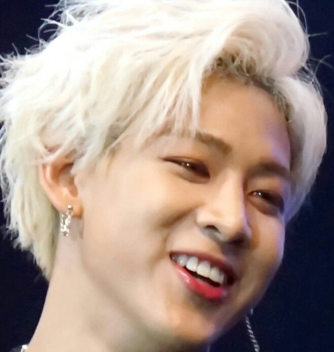 BambamMouth's tweet photo. So perfect❤ #bambam #GOT7 #뱀뱀 https://t.co/9I7jqTeuuy
