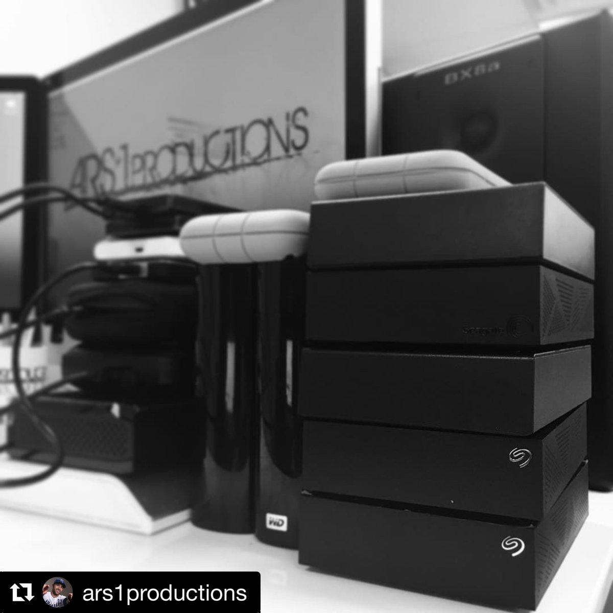 mainefusiontech's tweet photo. Don’t forget how important it is to back up! You can learn a thing or two from Anthony Seratelli 🙌🏻🙌🏻 #backup #offline #HD #fusiontech https://t.co/C17TRXhioo