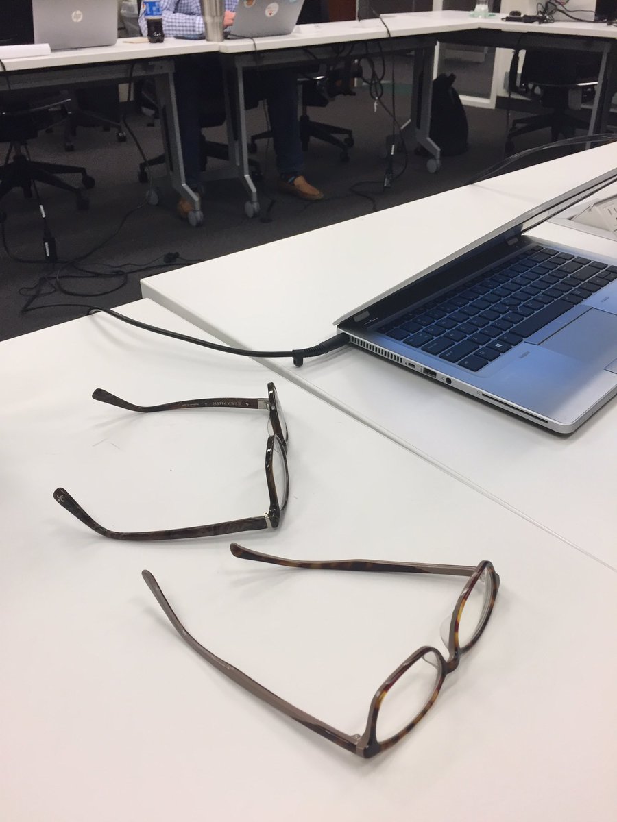 cno529's tweet photo. Two pairs of glasses lends to a clear vision for our future. #hellowork #TS2020 @ADPTotalSource https://t.co/47cnCfMXSv