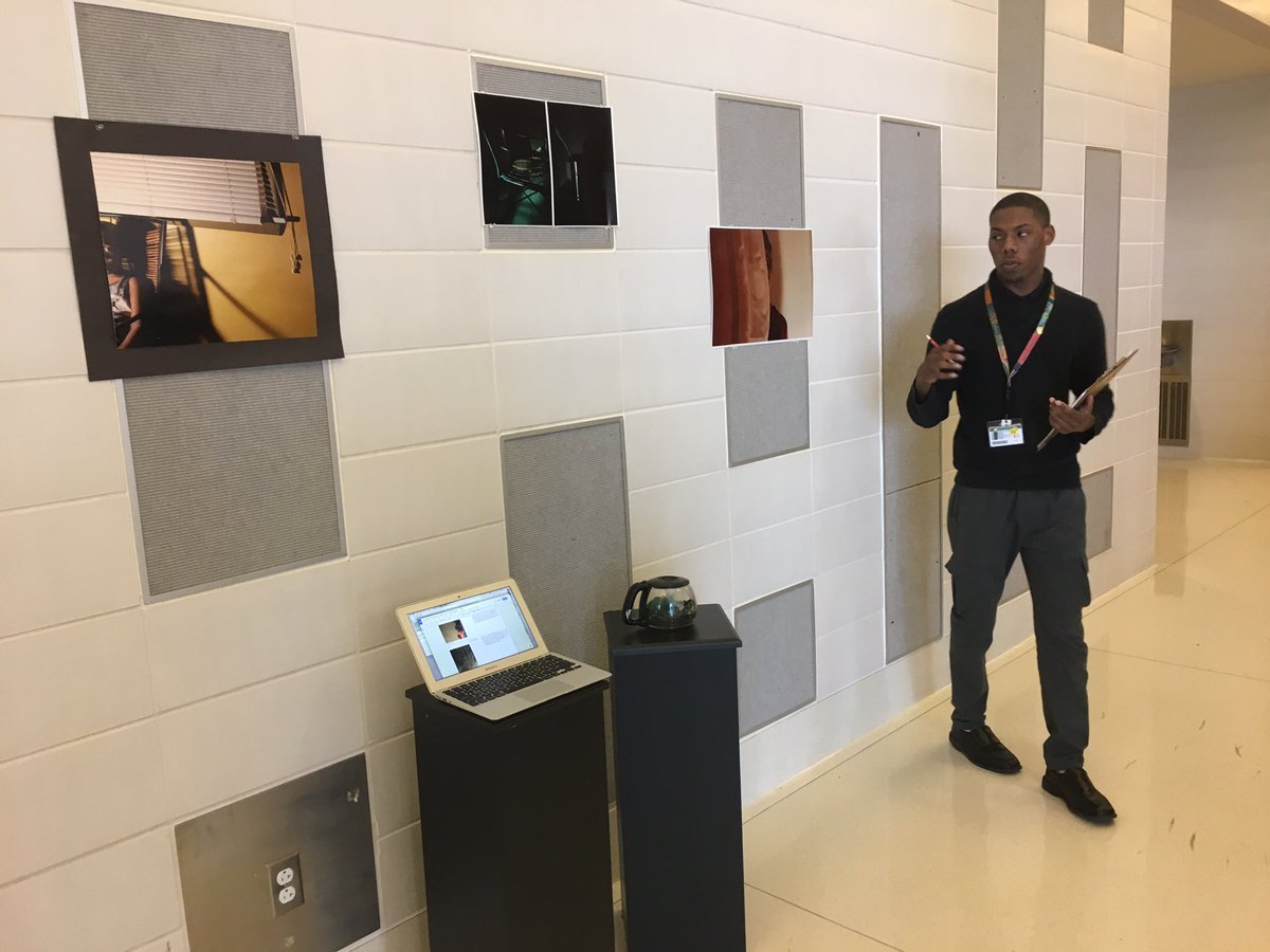 chi_teacher19's tweet photo. Final day of #IB #DPVisualArts critiques! Amazing work by thoughtfully talented young artists! #cpssuccess @boycphs @zorianflowers7 https://t.co/D35tcWaVbl