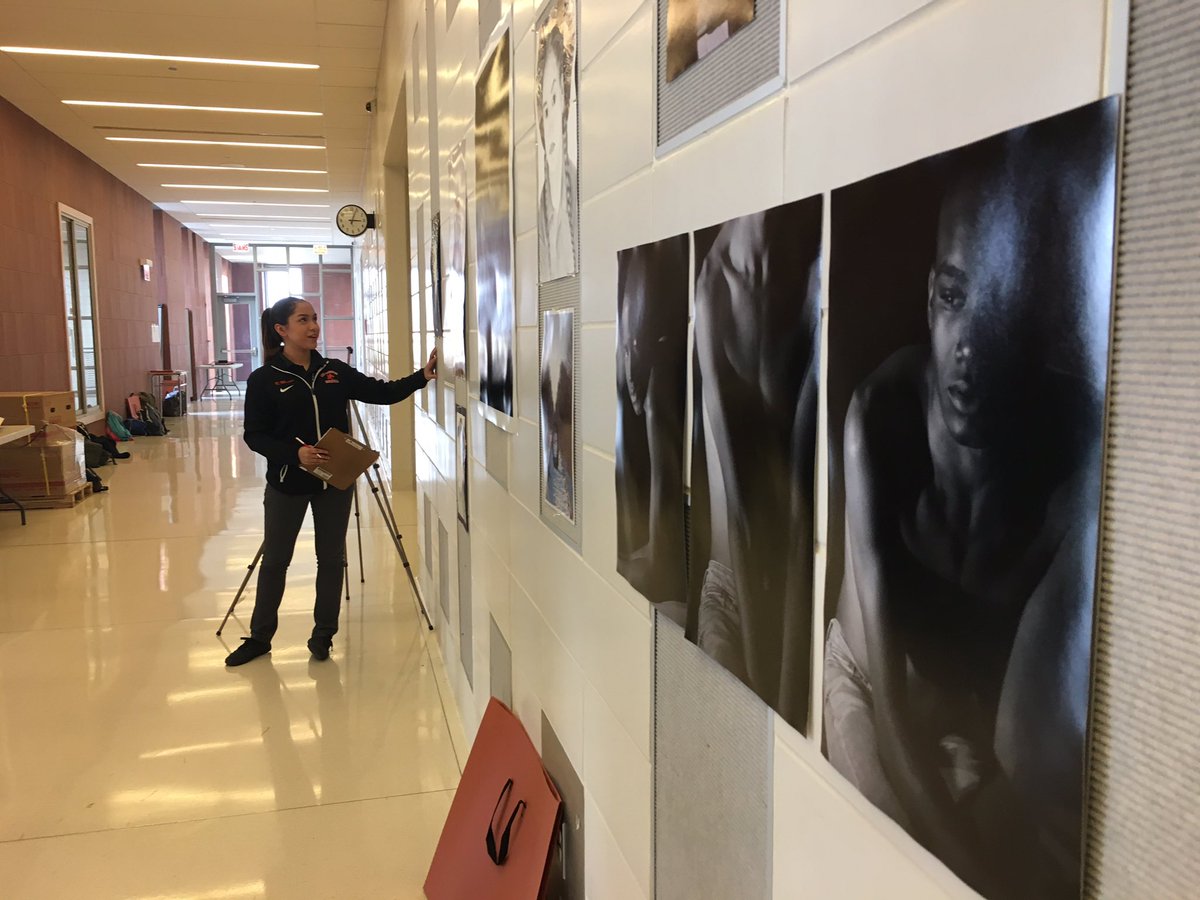 chi_teacher19's tweet photo. Final day of #IB #DPVisualArts critiques! Amazing work by thoughtfully talented young artists! #cpssuccess @boycphs @zorianflowers7 https://t.co/D35tcWaVbl