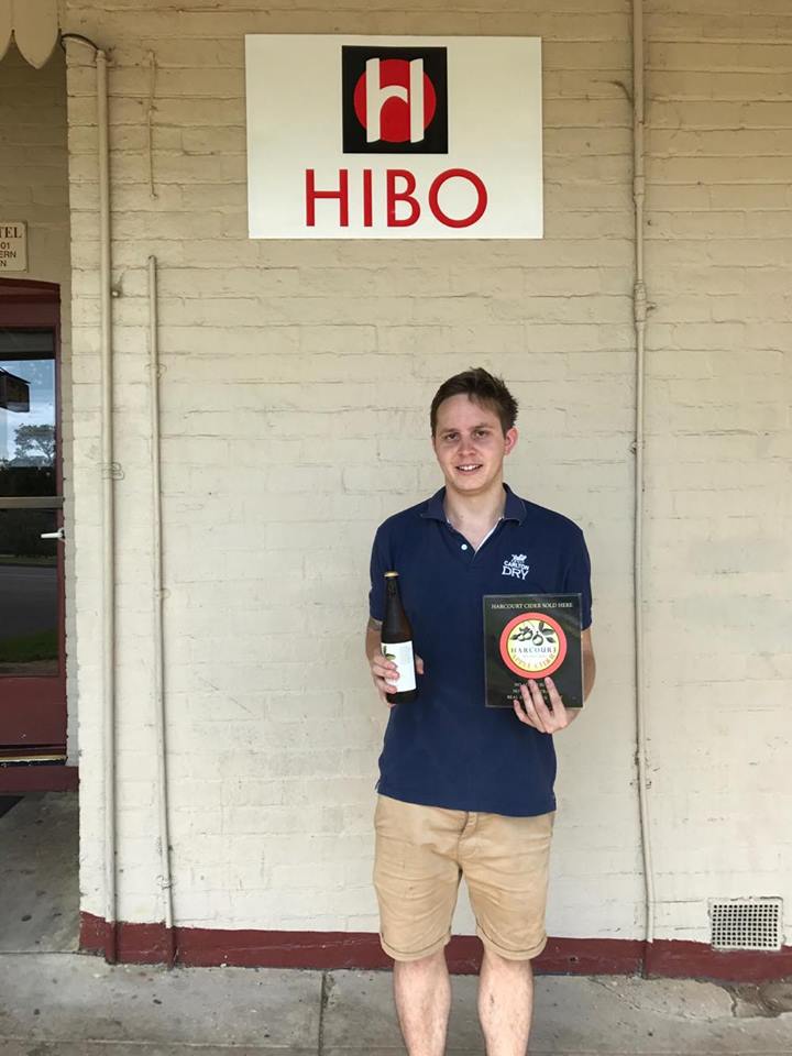The Hibernion- Hibo Hotel Bendigo is now stocking Our Cider! Perfect weather for a Cider at this awesome venue! Pictured here with Tim.