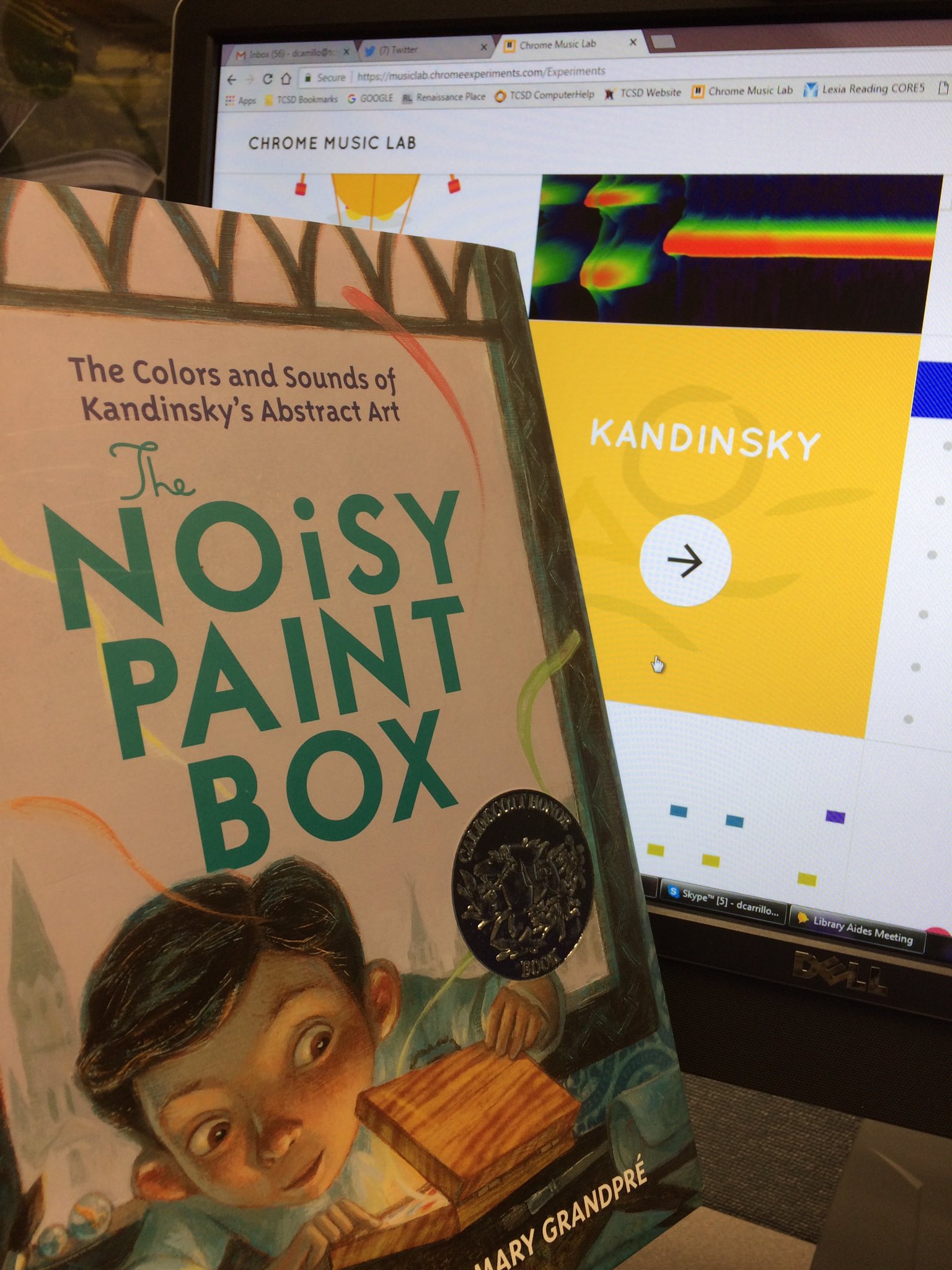 The Noisy Paint Box: The Colors and Sounds of Kandinsky's Abstract Art [Book]