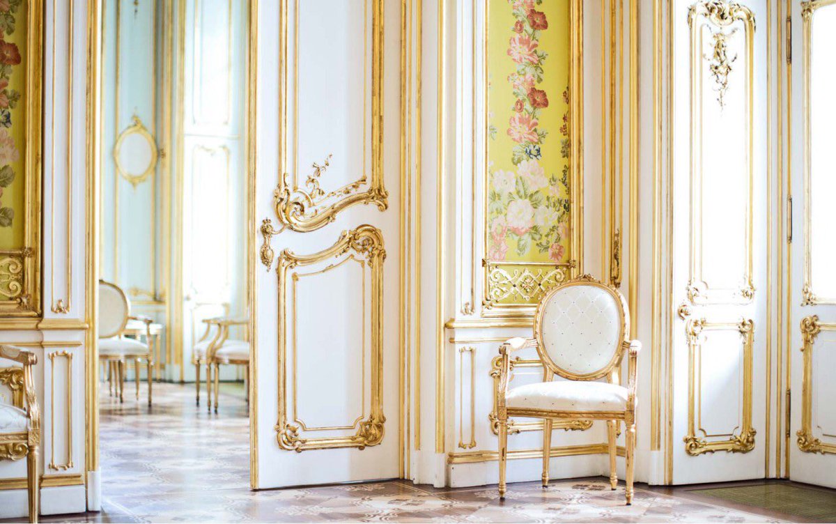 yourroomsready's tweet photo. In #Vienna there is #luxury and then there is the #PalaisCoburg #austrianluxury @austriatravel #luxuryhotel #luxe https://t.co/tOYgezfafN