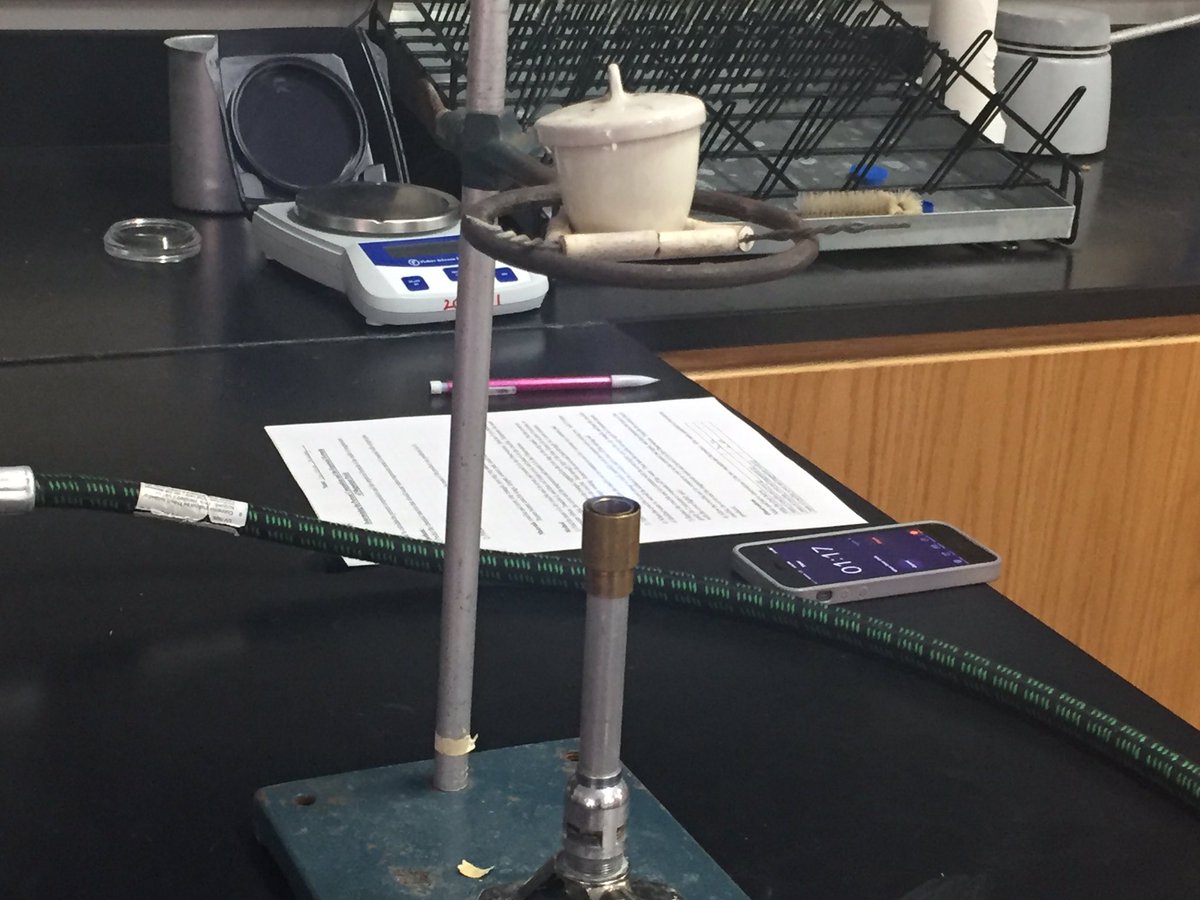 Mr_bperry's tweet photo. #Lab #Inquiry #Chemistry #PeriodA #PeriodB #Application #Percentcomposition https://t.co/1NfsOyejby