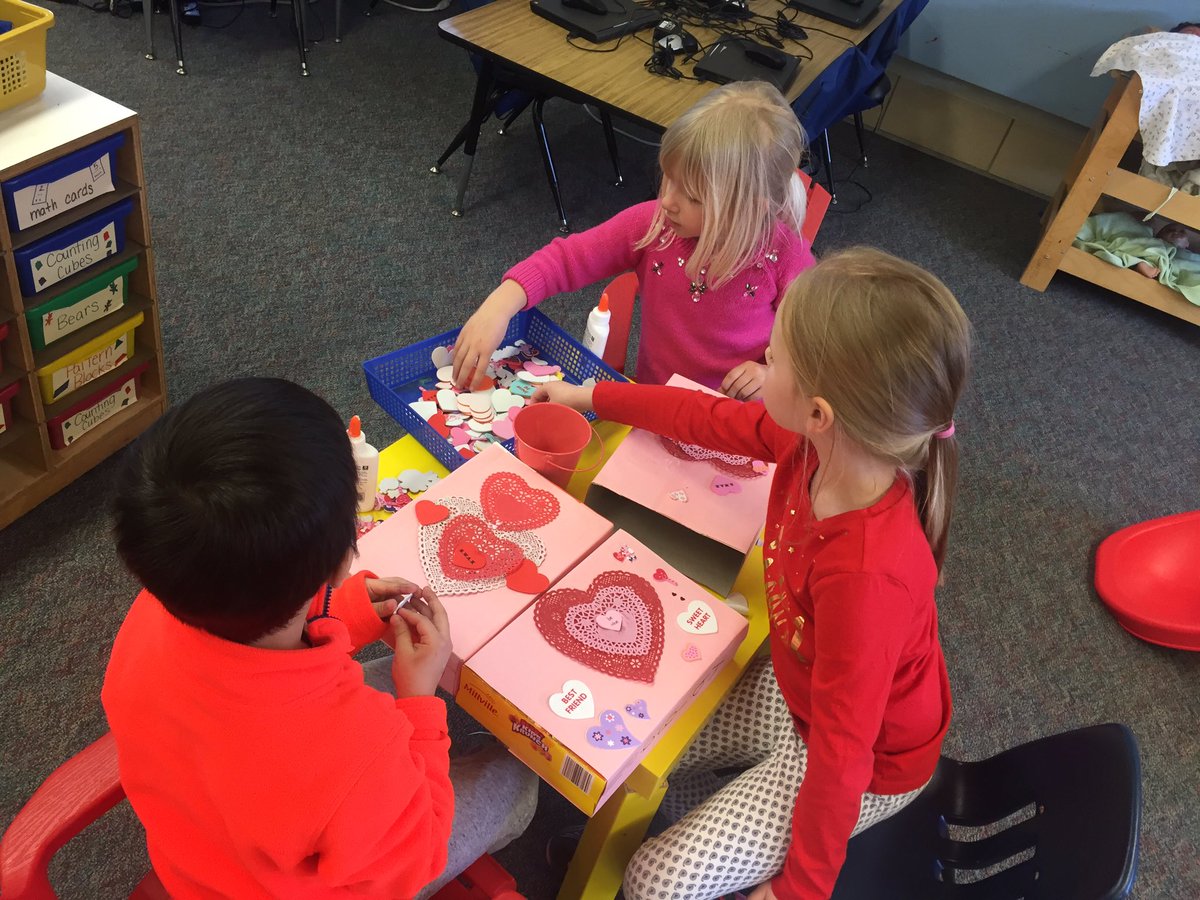 rm2kindergarten's tweet image. Getting ready so spread some love!