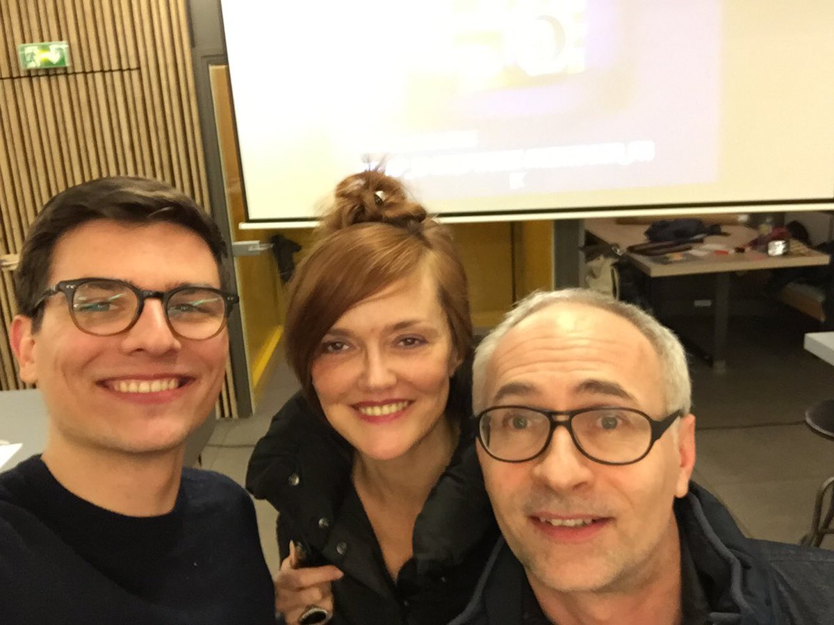 FlorianCHSN's tweet photo. Super soirée #Designthinking et super équipe! Merci beaucoup #KLAP_IO #HOPWORK et #NEXTDOOR_FR pour l'organisation et l'accueil, c'était top https://t.co/vcsFSEr1Dc