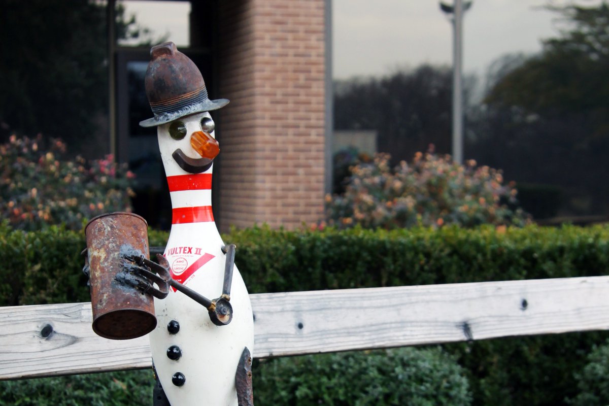 northlake_dc's tweet image. The @RecycleManiacs competition has begun! Learn how you can help us maintain our title and keep #PinMan in 2017. bit.ly/2kITtcS