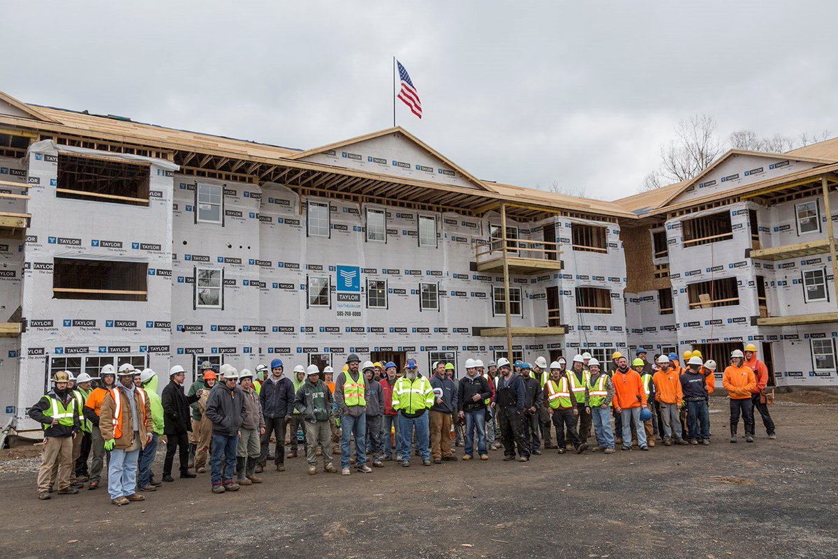 TaylorBuilders's tweet photo. @LegendsWhitney Celebrates "Topping Out" Milestone https://t.co/YBHlw6pgZn #Fairport #ASmarterWayToBuild #ROC #SeniorLiving https://t.co/yOtDUfKZ41
