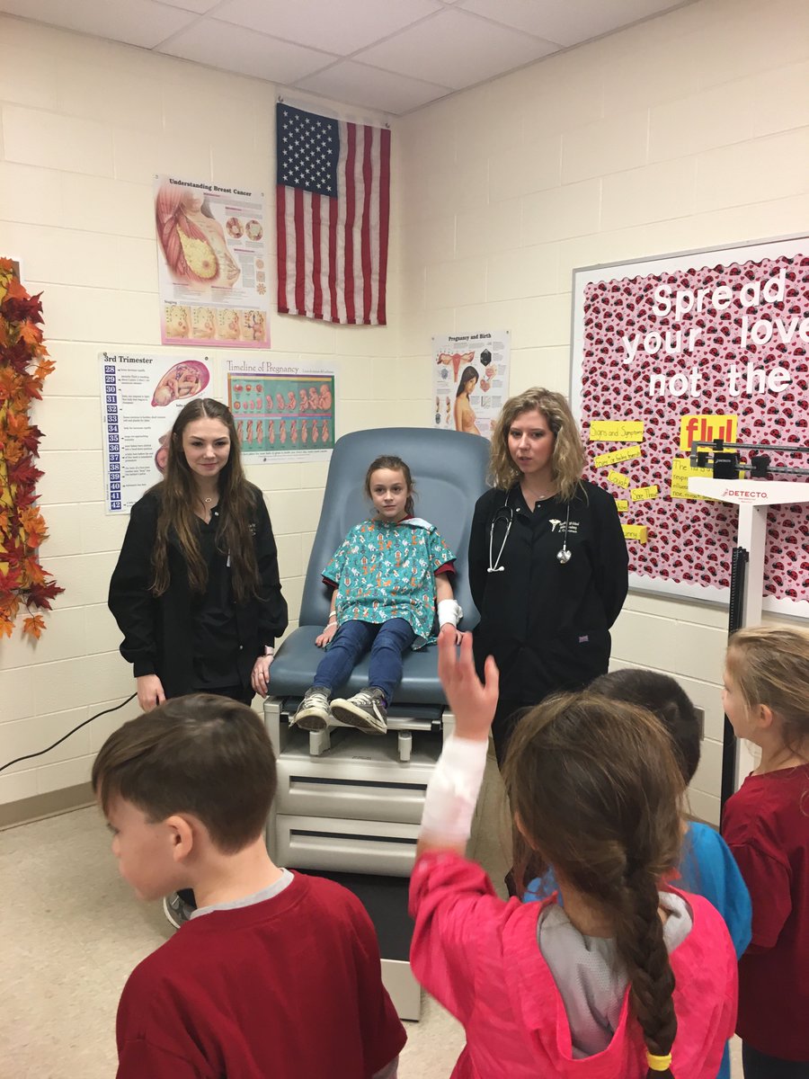 hartsellehigh's tweet photo. Let's Pretend Hospital today at HHS!  #itigers https://t.co/VSC1sxpmzn