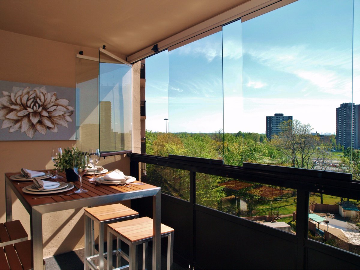 Gracing the great outdoors: a window wall for Canadian extremes (via <a href="/glasscanadamag/">Glass Canada</a>) glasscanadamag.com/energy-efficie…