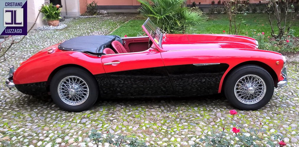 CLuzzago's tweet photo. Stunning #totallyrestored #AustinHealey #3000mk1 for sale at https://t.co/CNR2vPxN1D euro 65.000 https://t.co/JvUGrbCBI4 https://t.co/7BOW9hPPhN