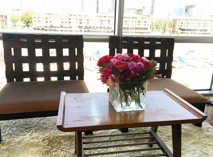 AgustinaBrizzi's tweet photo. · : Agustina Brizzi : · #AgustinaBrizzi #Deco #Flowers https://t.co/rrYXayJCo2