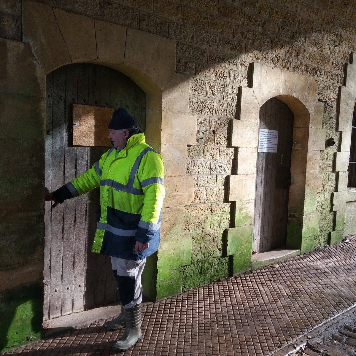 FortMetzQueuleu's tweet photo. N'hésitez pas à venir nous aider ce jeudi 9 février pour une journée de #travail #bénévole au #fortdeQueuleu de 9h à 16h.  #Metz  #mémoire https://t.co/WKQ76wKhc1