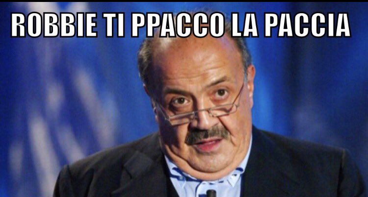 Salvo_Francesco's tweet photo. Attento #RobbieW #Sanremo2017 😂 https://t.co/L9463vZexY