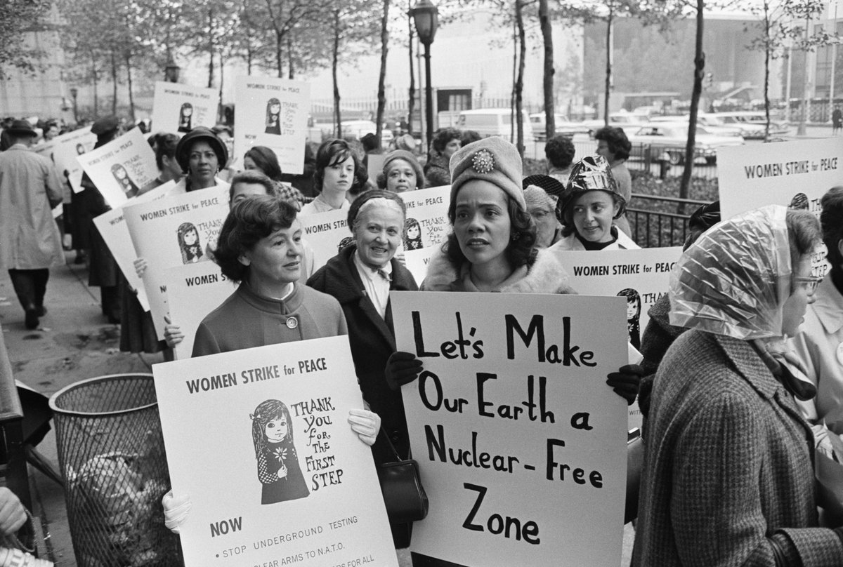 ZinnEdProject's tweet photo. #CorettaKingSpeaks against nuclear weapons too. Along with Bayard Rustin, Malcolm X, WEB DuBois, BPP, &amp; more. Read: https://t.co/L90RG3cp5p https://t.co/EK0DbANDj9