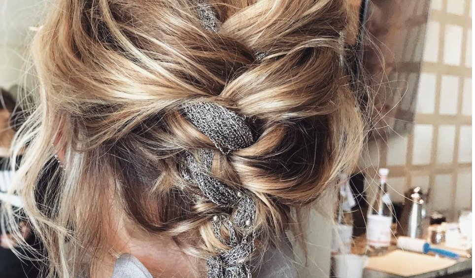Pink_Chatter's tweet photo. Check out this years hair trend! Braid Chains! #hairstyle #hairtrends #hair We Love them! 😍 https://t.co/SvGEbHly7z https://t.co/U2xK0ukvEw