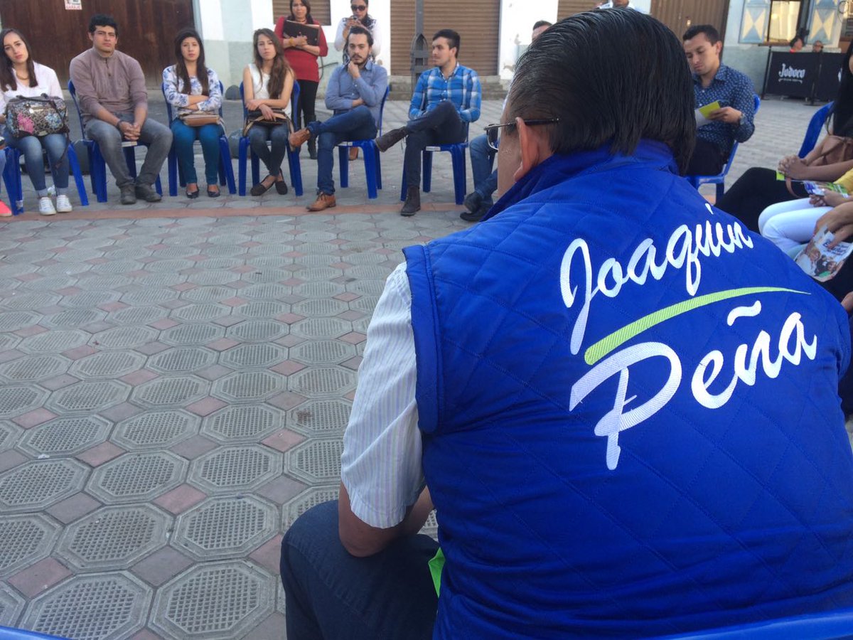 juacopb's tweet photo. Dialogamos con jóvenes sobre diversos temas que los vincula, entre ellos política, recibimos sus propuestas y les compartimos las nuestras. https://t.co/mpyrLqyEwe