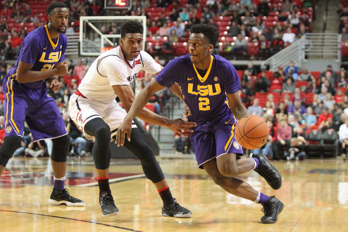 collegebb_ref's tweet photo. Antonio Blakeney is the 6th SEC player since 2010 to score 30+ in a game vs Kentucky https://t.co/ilI7GH2AB0 @LSUBasketball https://t.co/RBgm08O8ZD