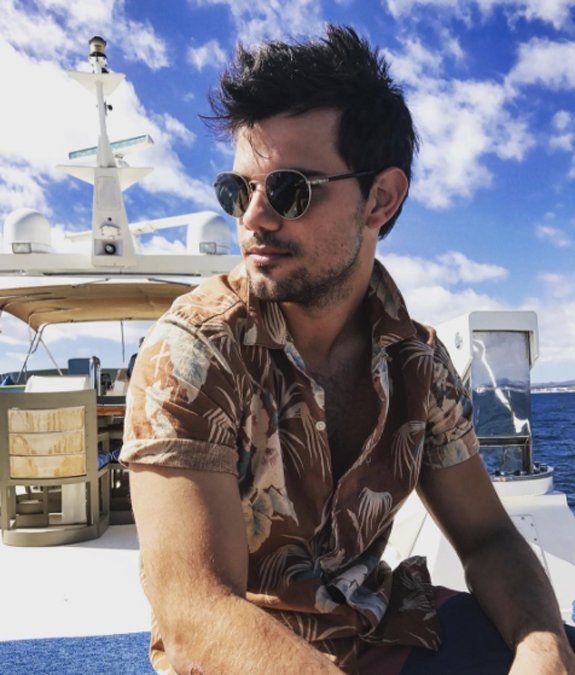 Happy Birthday Taylor Lautner! Here\s Why We Love You
 