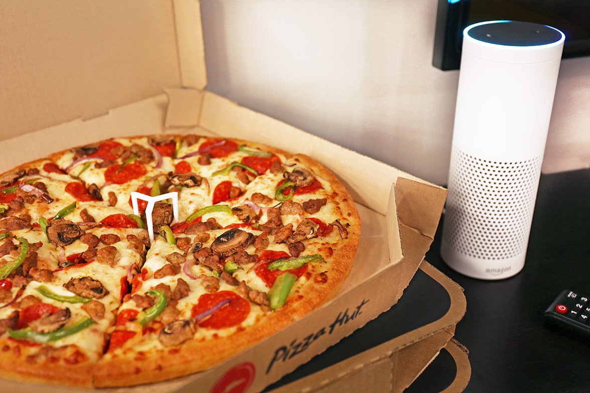 Пицца 35 см. Детская пицца три кота. Большая пицца 45 см. Что продать к пицце. Где продается пицца.