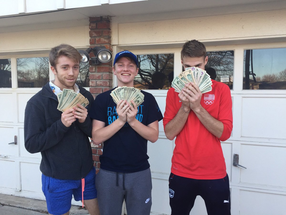 OP_Assassin's tweet photo. Big pay day for these guys.. let this be a motivation to you amateur assassins. Rest up, Reflect, and most importantly, plot your revenge! https://t.co/X4P5V3FaQM