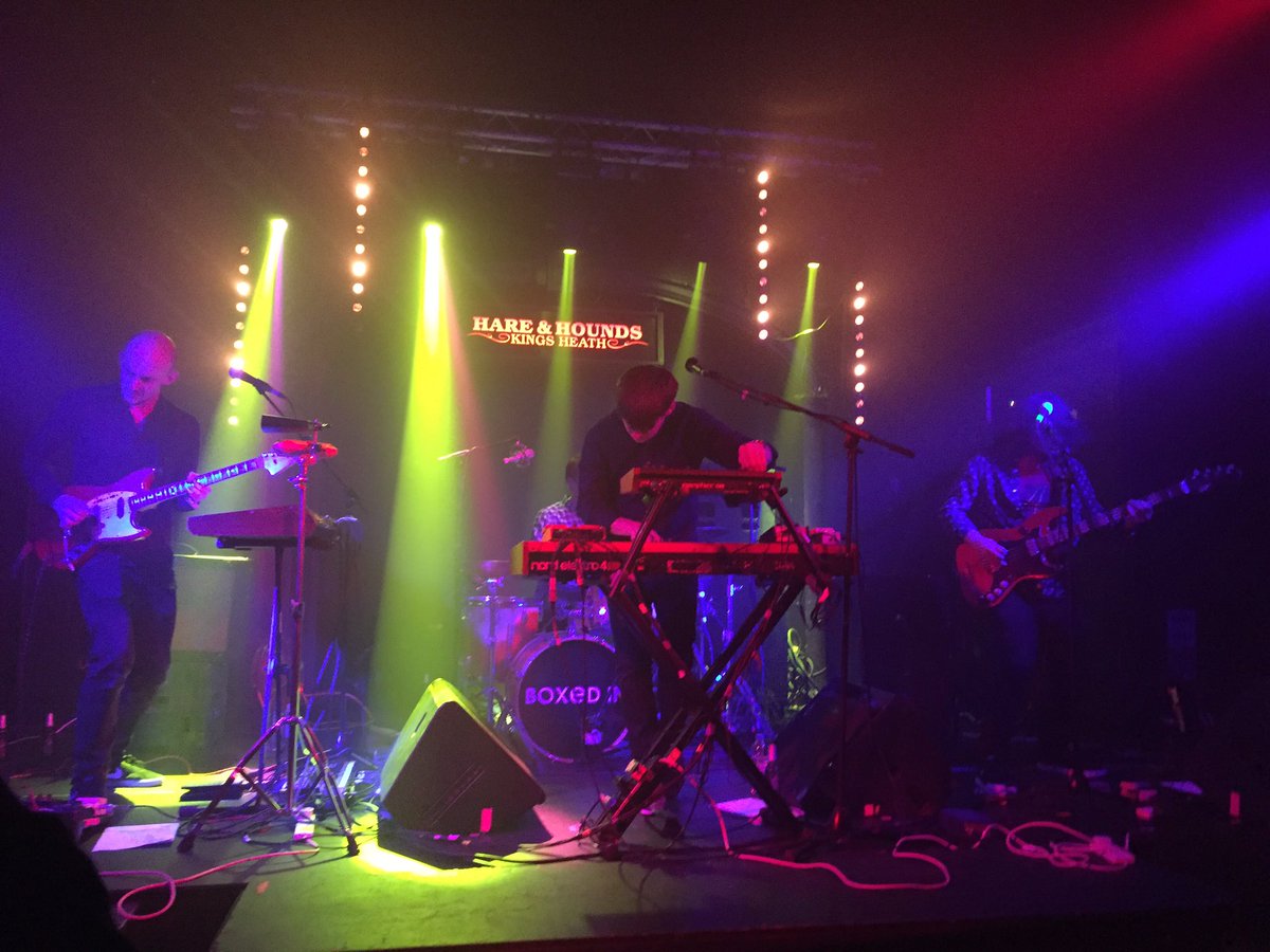 ellssquire's tweet image. Sick gig &amp;amp; interview with @boxedinuk tonight with great support from @LittleCubband, review up soon on @NavyMagazine, stay sharp