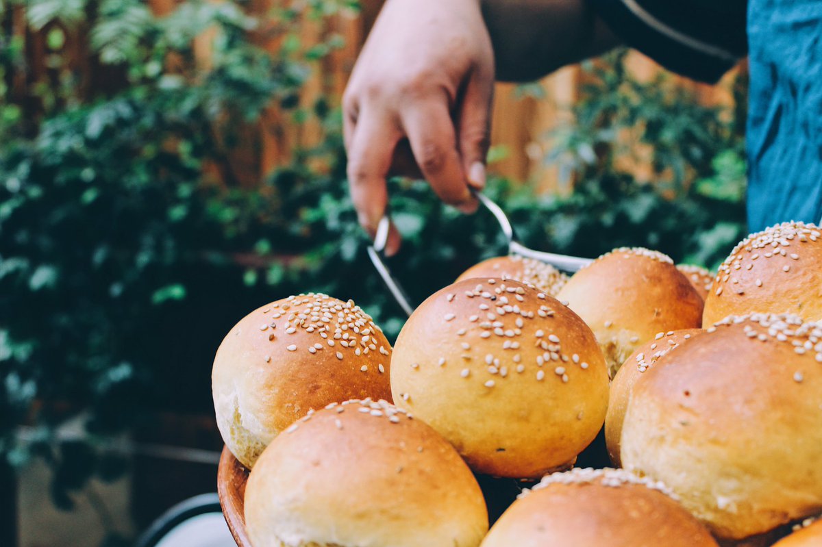 <a href="/AlamFlorian/">Alam Méndez Florián</a> ayer con unos chilaquiles de mole verde y tamalito de mole amarillo. <a href="/cmexicana/">Culinaria Mexicana</a> <a href="/_mildrelina/">Millibeth</a> #CompraLocalmente🇲🇽