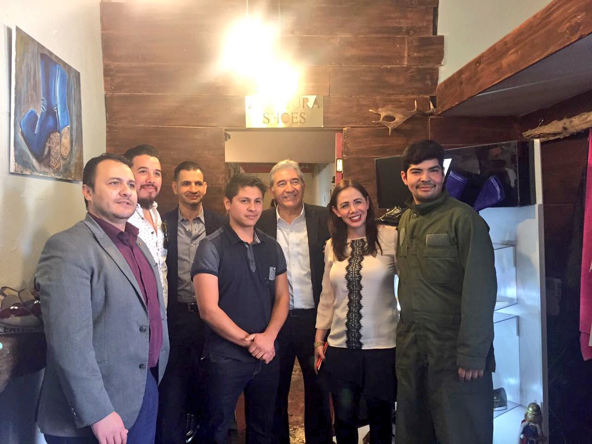 LailaChemor's tweet photo. Visito la empresa Zamisura, quienes hacen calzado a la medida apoyados a través de la convocatoria 2.3 del #FNE2016 del @INADEM_SE https://t.co/nhL9jgepmZ