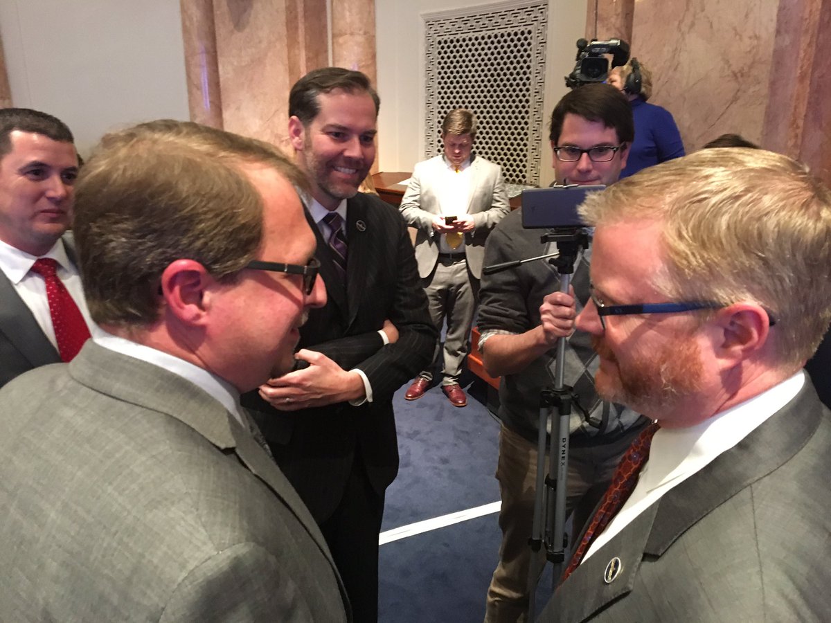 DaltonWorkmanKY's tweet image. @KYGOP Facebook live has made it to the House floor! #SOTC2017